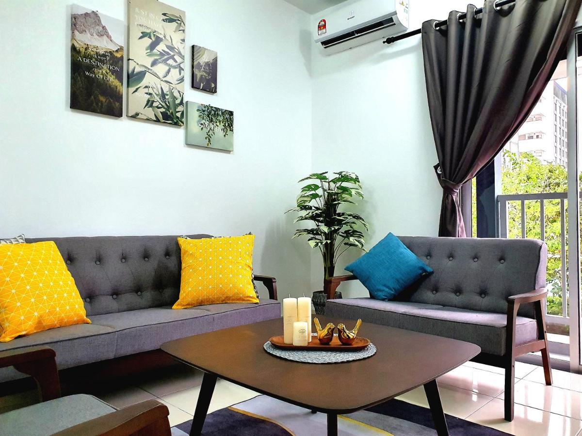 Alanis Residences Klia Kota Warisan Sepang By Dreamstay エクステリア 写真